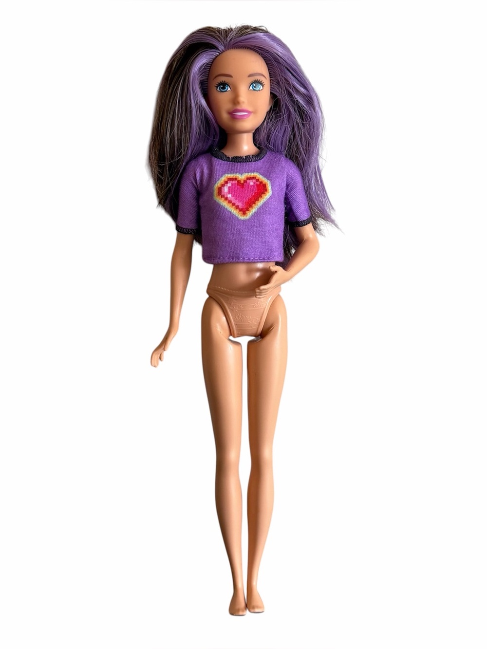 Barbie Skipper Babysitters Doll Purple Streaks Heart Graphic Tee 10in